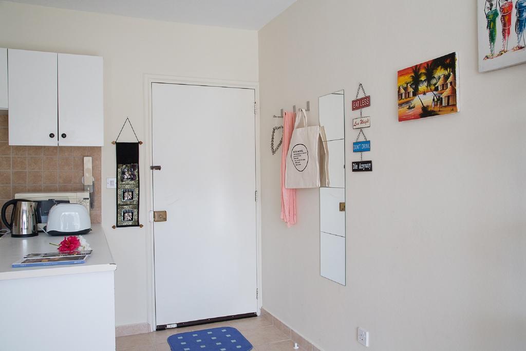 Paphos Love Nest Apartment 客房 照片